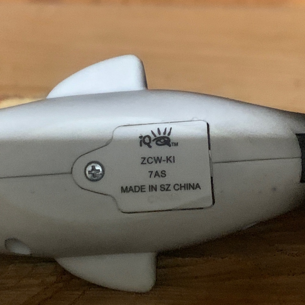 Black Whale Keychain Light NWT - Picture 3 of 5
